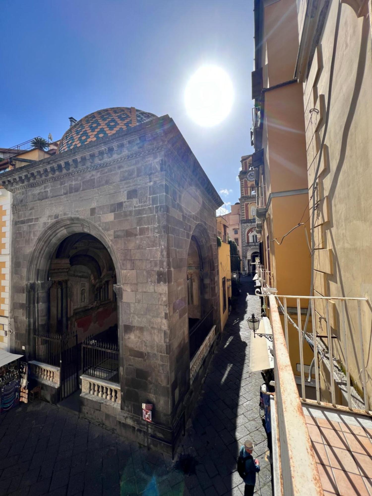 Palazzo Ammone - Sedil Dominova Apartment Соренто Екстериор снимка