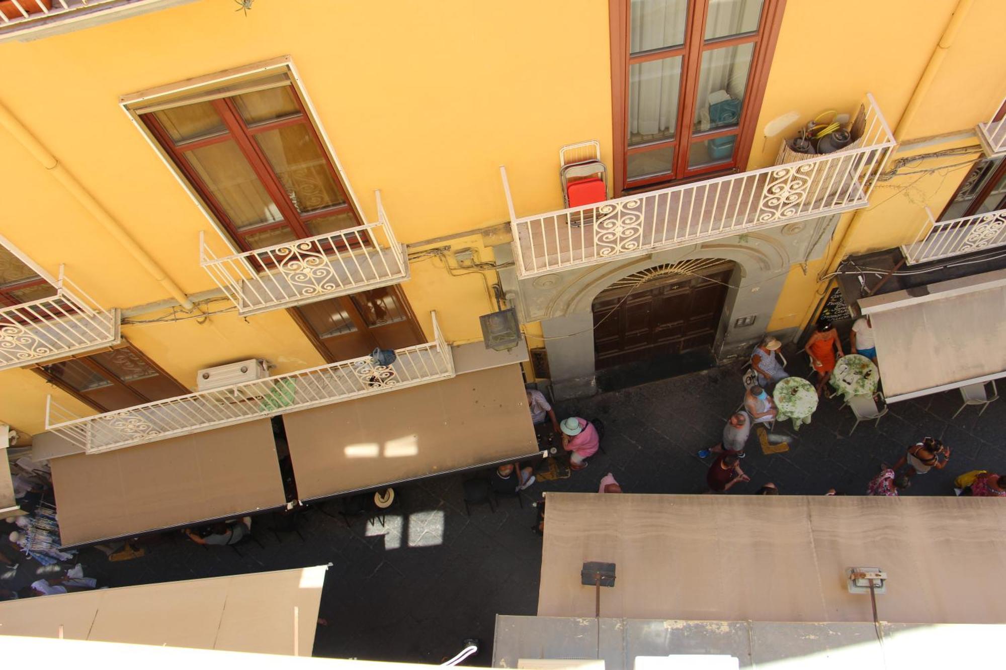 Palazzo Ammone - Sedil Dominova Apartment Соренто Екстериор снимка