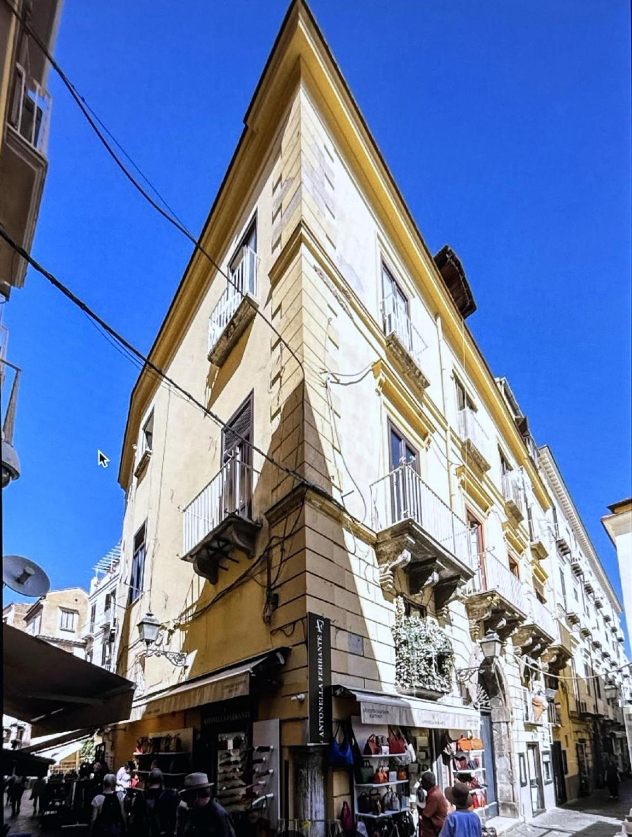 Palazzo Ammone - Sedil Dominova Apartment Соренто Екстериор снимка